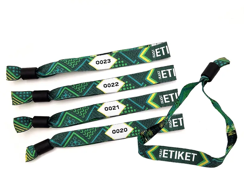 Gewebtes Festivalbändchen aus recyceltem Material